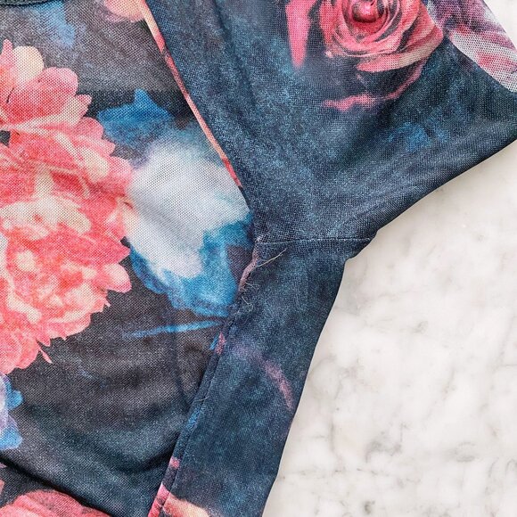 Miaou Women's Mesh Printed Longsleeve Tee in Decades Rose size XS - Picture 4 of 8